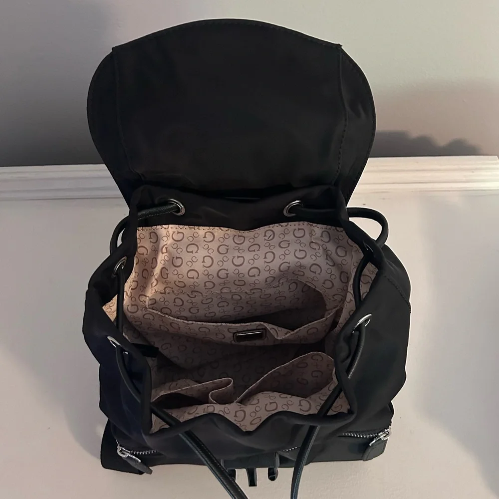 Mini Guess Backpack - Picture 3 of 3